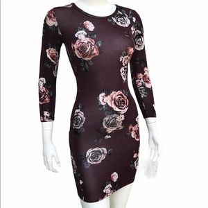 Fitted 3/4 Sleeve Dress